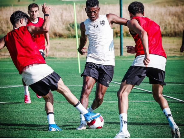 Al Wakrah players during a training session.