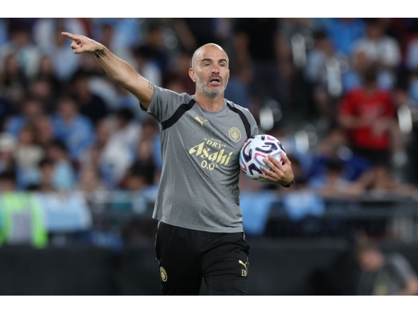 Manchester City manager Enzo Maresca gestures as he coaches the team during the open training ahead of their friendly football match against Inter Milan for the Asahi Super Dry Trophy at Kai Tak Stadium in Hong Kong on July 31, 2026. (Photo by May JAMES / AFP)
