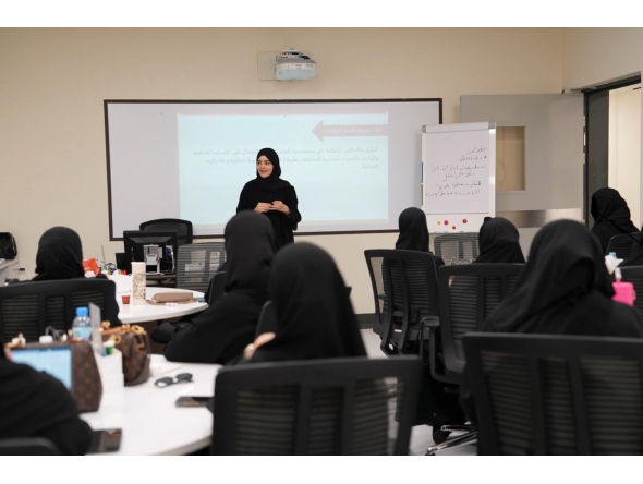 Kindergarten educational staff attend a training workshop. 