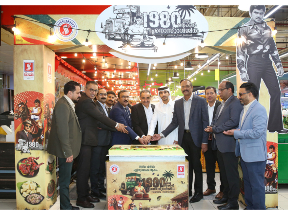 Deputy Chairman and Managing Director of Safari Group Zainul Abideen and Mohammed Hamad Soofan Al Ahbabi with other officials and guests inaugurating the promotion.