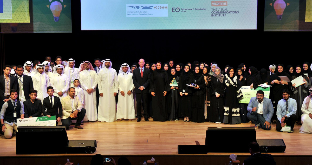Winners of the Mubadara 2016 along with the judges and other officials. Pic: Kammutty VP / The Peninsula 