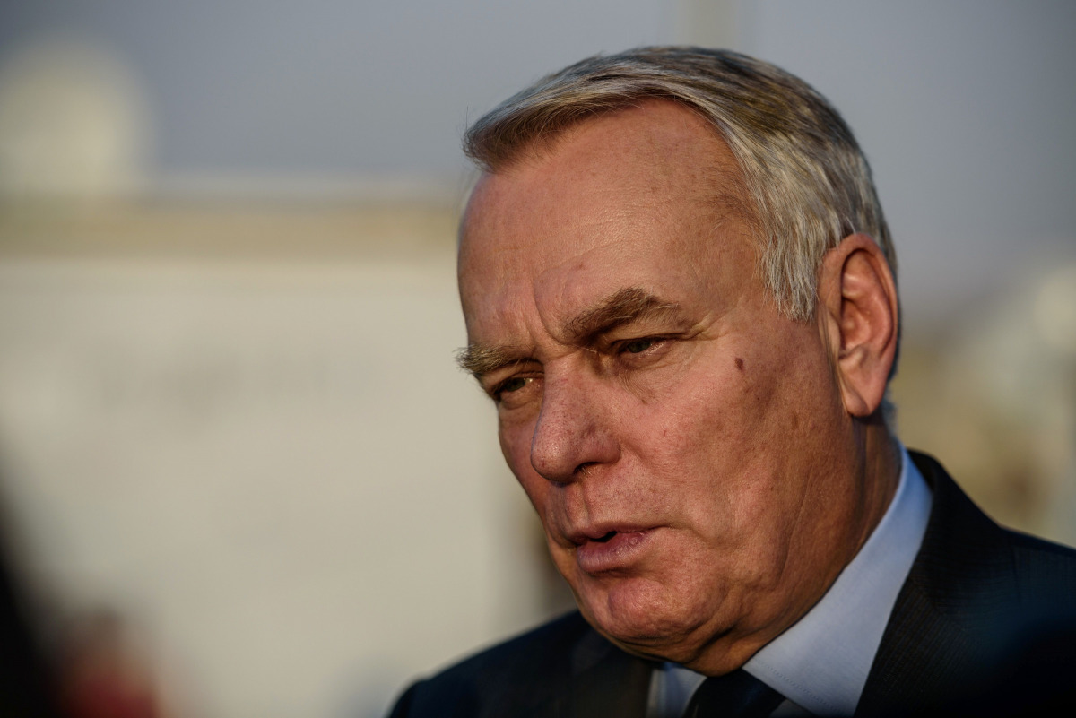 French Foreign Minister Jean-Marc Ayrault speaks to the press during a visit to a refugee camp in the Kilis district of Gaziantep, southeastern Turkey, on October 23, 2016. France's foreign minister urged the international community to 