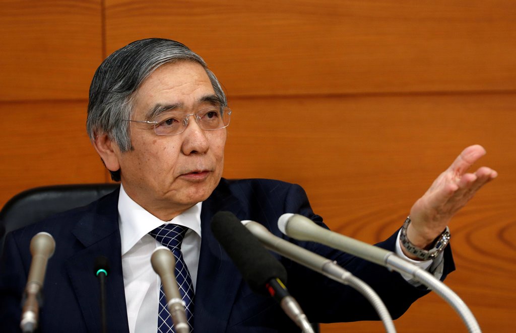 Bank of Japan (BOJ) Governor Haruhiko Kuroda attends a news conference at the BOJ headquarters in Tokyo, Japan November 1, 2016. REUTERS/Kim Kyung-Hoon
