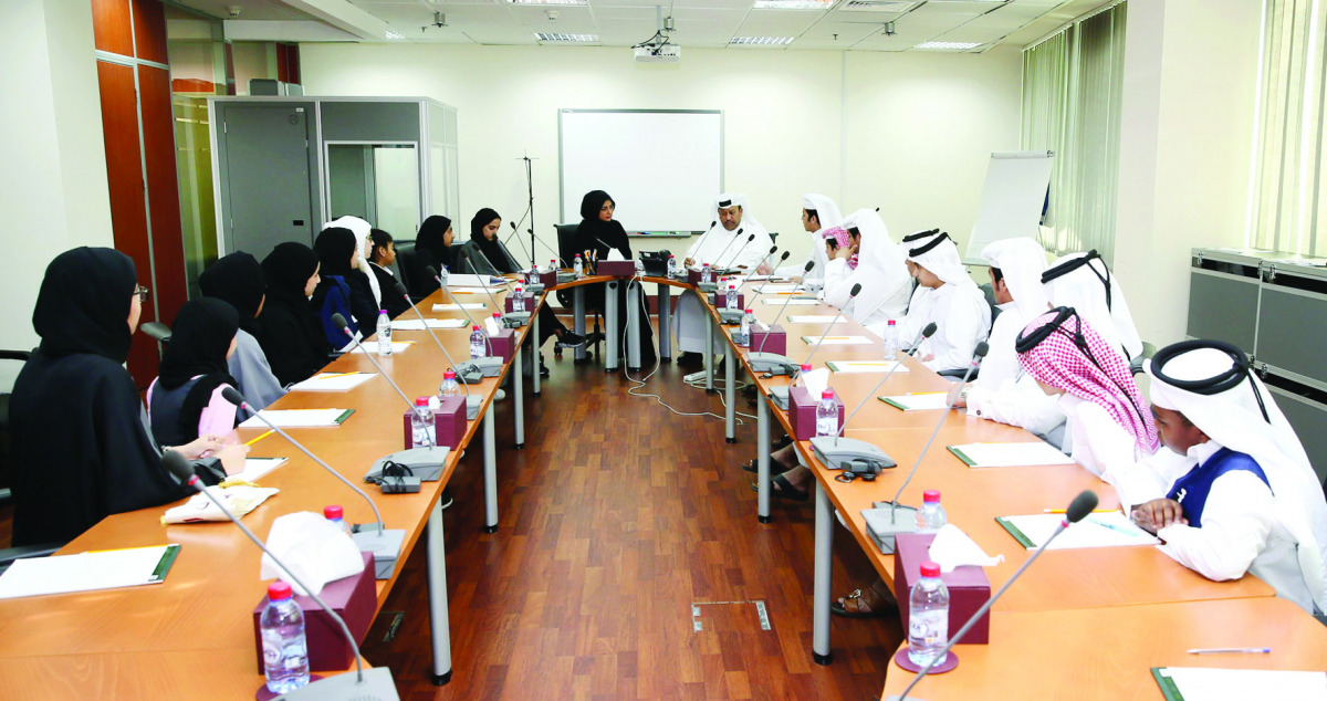 Heads of students councils of Independent Schools with Fawzia Al-Khater, Director of Education Institute at the Ministry of Education and Higher Education, during their first meeting this academic year.
