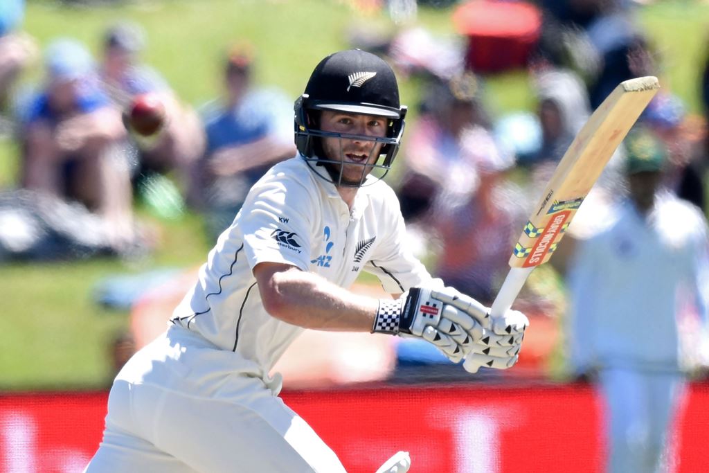 New Zealand's captain Kane Williamson bats during day four of the first cricket Test match between New Zealand and Pakistan at Hagley Park in Christchurch on November 20, 2016. AFP / Marty MELVILLE