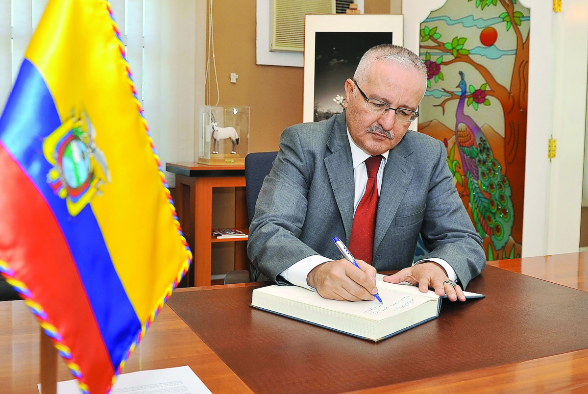 Jordan Ambassador to Qatar Zahi Mohamed Al Samedi signs a book of condolences for the passing of former Ecuador president Sixto Alfonso Duran-Ballen Cordovez at the Ecuador Embassy yesterday. Pic: Baher Amin / The Peninsula
