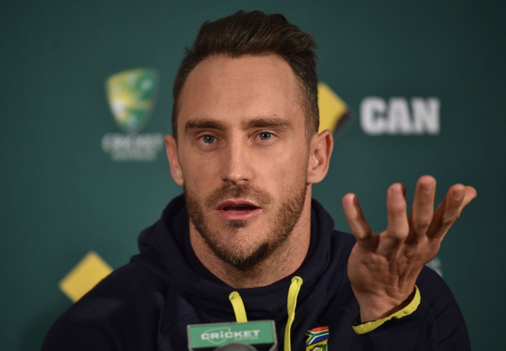 South Africa's cricket captain Faf du Plessis gestures as he speaks a press conference ahead of the third Test cricket match between Australia and South Africa in Adelaide on November 23, 2016. AFP / PETER PARKSc