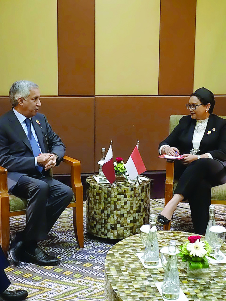 Minister of State for Foreign Affairs H E Sultan bin Saad Al Muraikhi met in Bali yesterday with the Minister of Foreign Affairs of Indonesia, Ritno L P Marsudi. 