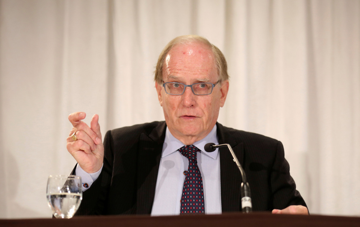 FILE PHOTO: Richard McLaren who was appointed by the World Anti-Doping Agency to head an independent investigative team presents his report in Toronto, July 18, 2016 (REUTERS / Peter Power) 