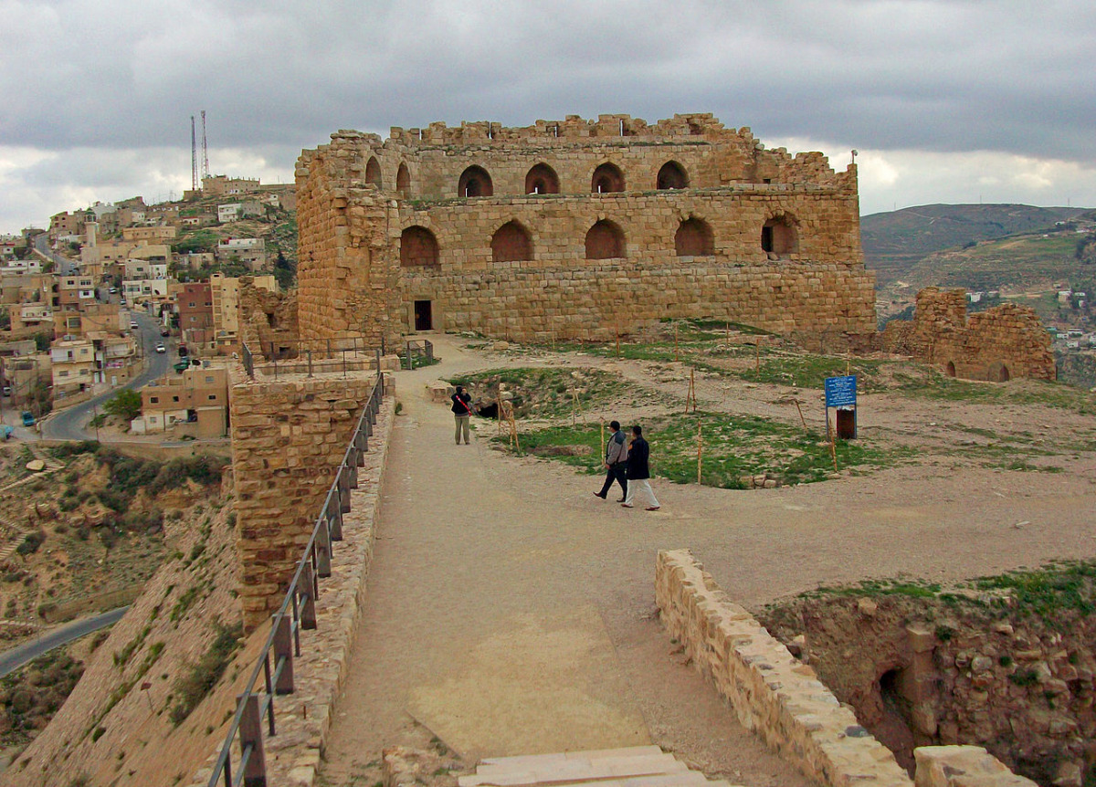 Kerak Castle and al-Karak, Jordan (Daniel Case / Wikimedia Commons /  CC BY-SA 3.0) 