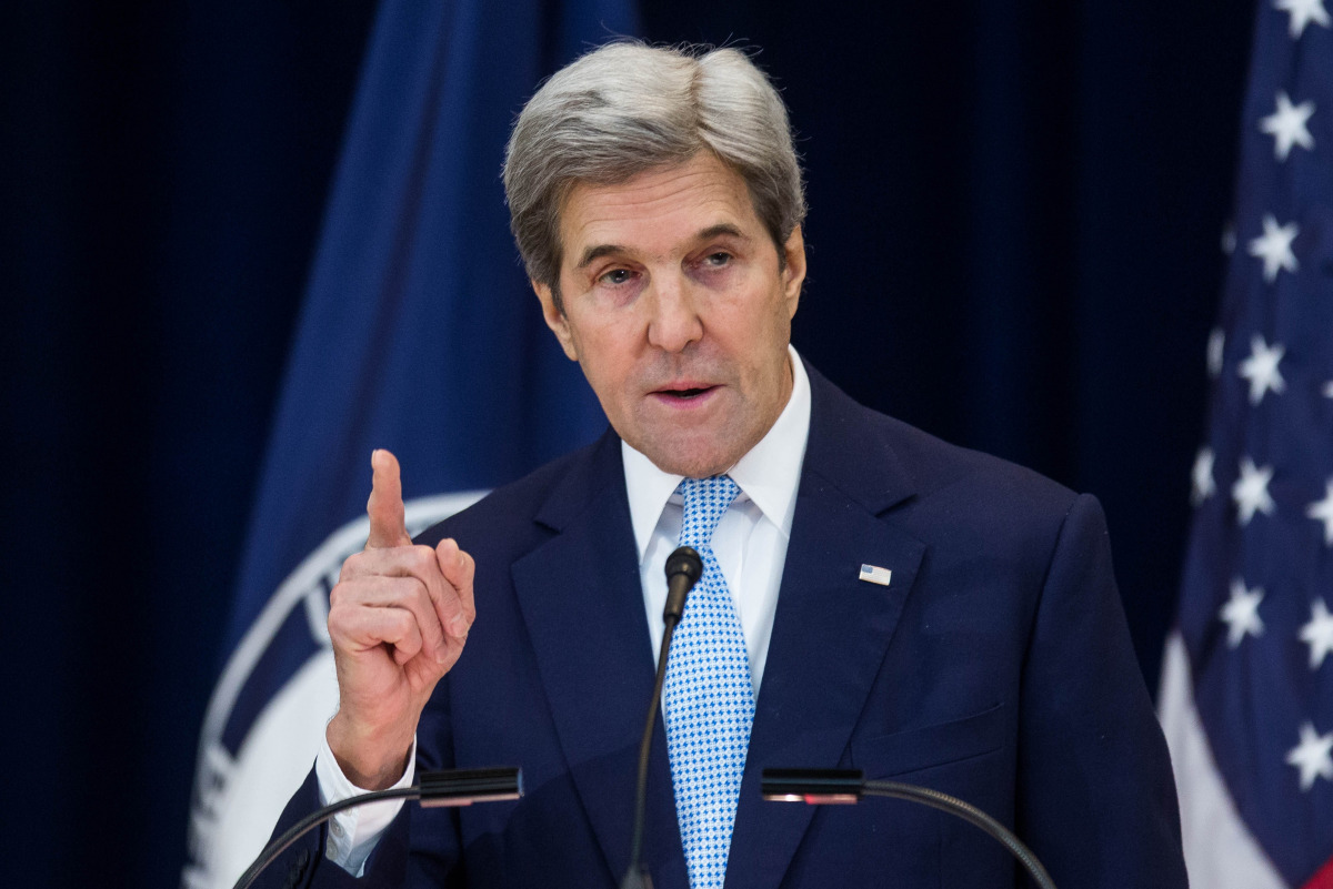 US Secretary of State John Kerry delivers a speech on Middle East peace at The U.S. Department of State on December 28, 2016 in Washington, DC. Kerry spoke on the need for a two-state solution and defended the Obama administration's approach to Israel. Za
