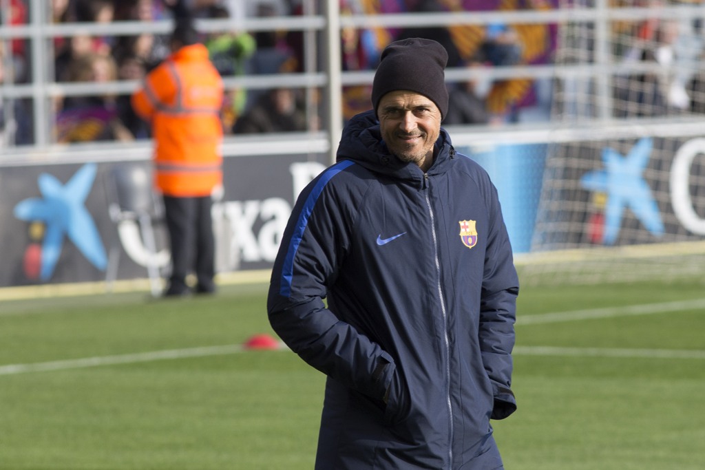  Luis Enrique Martinez, coach of FC Barcelona during the Christmas Open training session in the Mini Estadi in Barcelona on January 3, 2017 ( Albert Llop - Anadolu Agency )