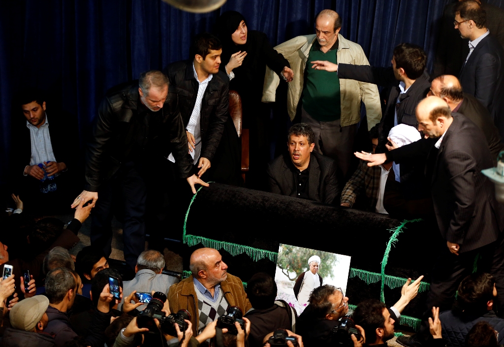 People are seen around the coffin of Former Iranian President Akbar Hashemi Rafsanjani at the imam khomeini Hoseyniyeh in Tehran, Iran on January 8, 2017. Former Iranian President Akbar Hashemi Rafsanjani passed away at the age of 82 at a hospital in Tehr