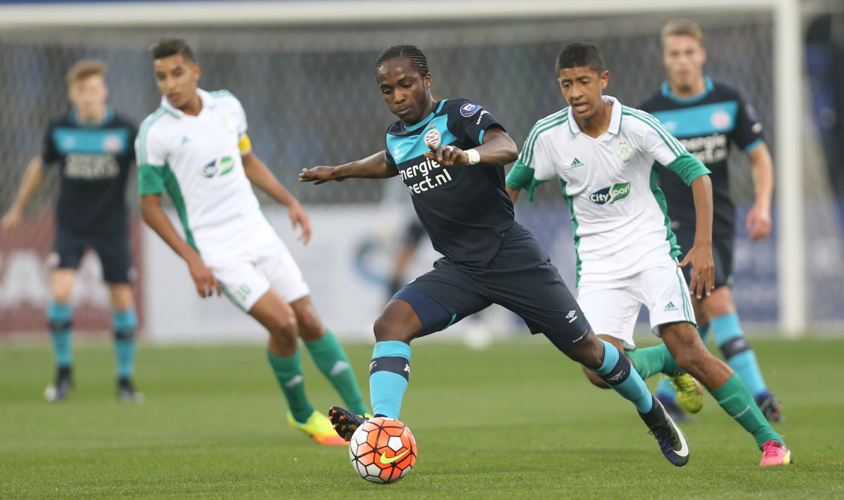 Action from the Al Kass Cup International match between PSV Eindhoven and Raja Casablanca at Aspire Zone yesterday.
