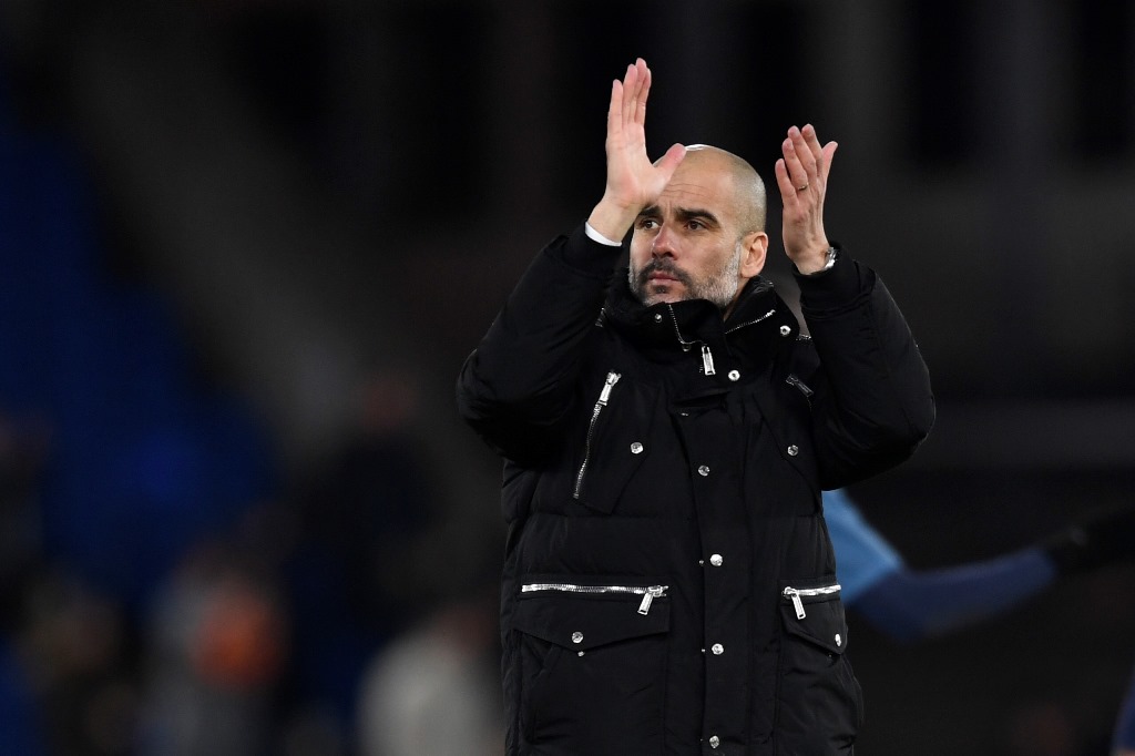 Britain Football Soccer - Crystal Palace v Manchester City - FA Cup Fourth Round - Selhurst Park - 28/1/17 Manchester City manager Pep Guardiola applauds fans after the game Action Images via Reuters / Tony O'Brien Livepic