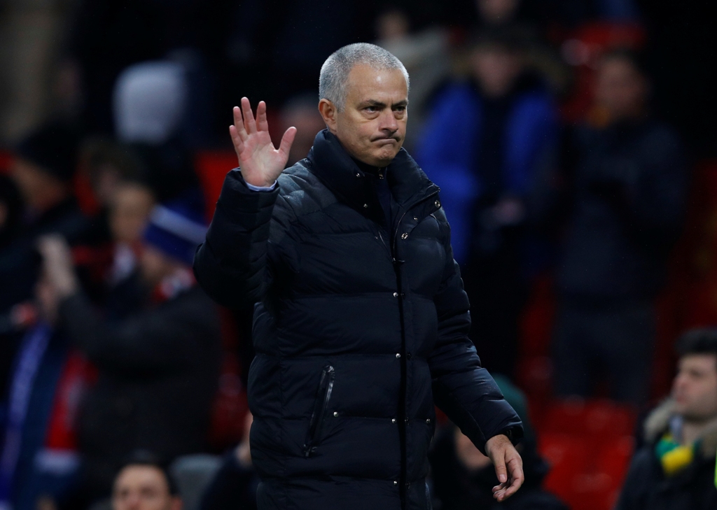 Manchester United manager Jose Mourinho gestures to the fans at the end of the match Reuters / Phil Noble 
