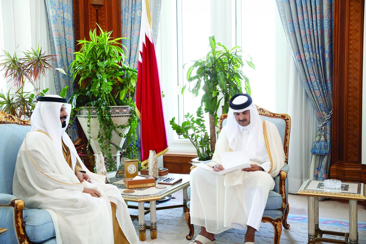 Emir H H Sheikh Tamim bin Hamad Al Thani received a written message from President of the United Arab Emirates H H Sheikh Khalifa bin Zayed Al Nahyan, inviting the Emir to attend the World Government Summit, to be held in Dubai on February 12-14. UAE's Am