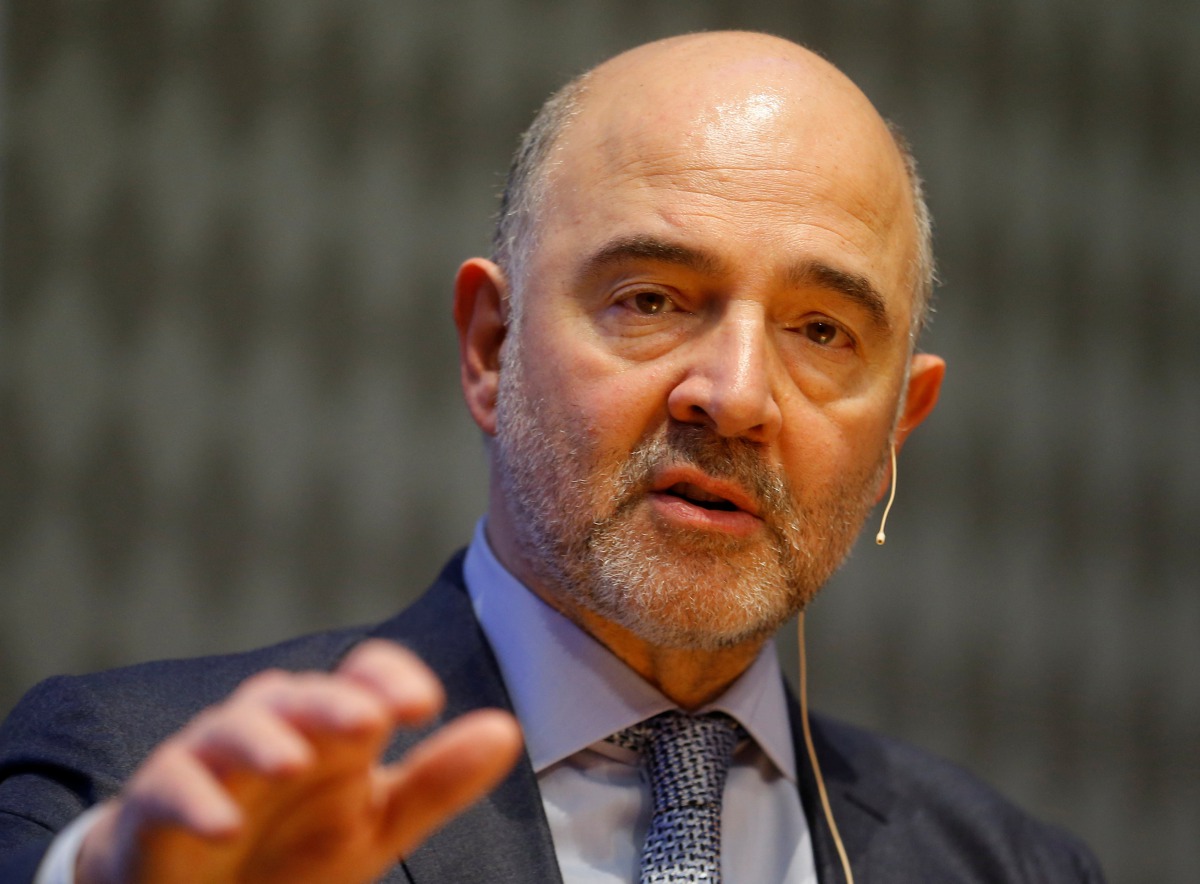 European Economic and Financial Affairs Commissioner Pierre Moscovici delivers a keynote speech ahead of an Austrian National Bank panel discussion in Vienna, Austria, February 16, 2017. REUTERS/Heinz-Peter Bader