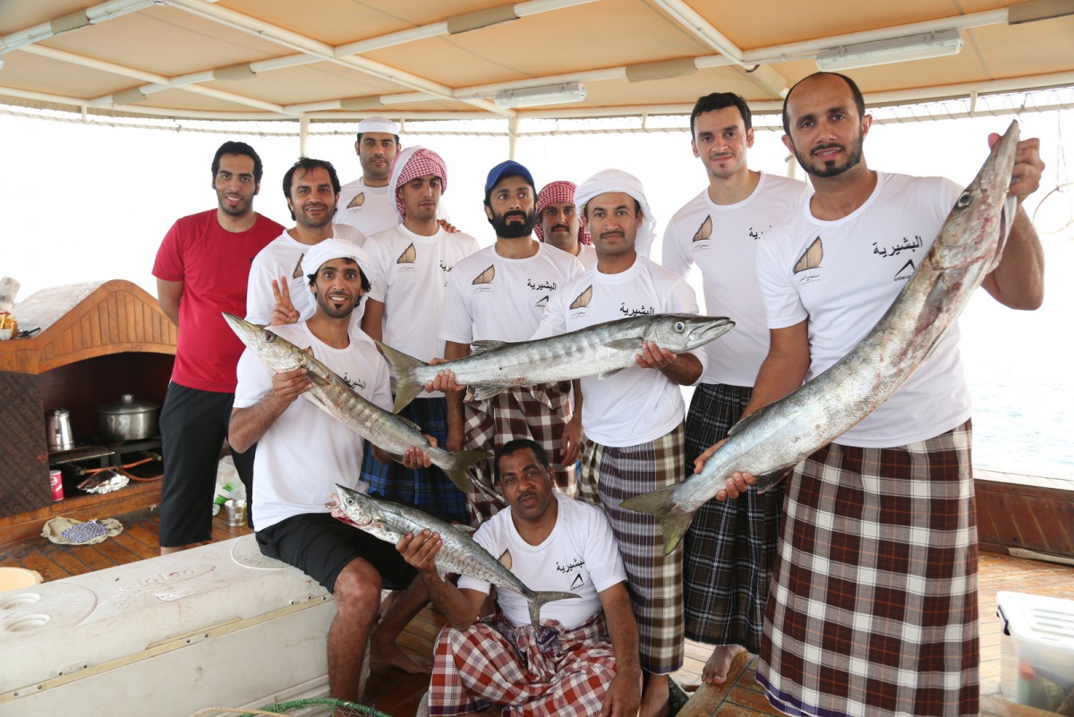 Participants at the last edition of Senyar traditional fishing and pearl diving competition.
