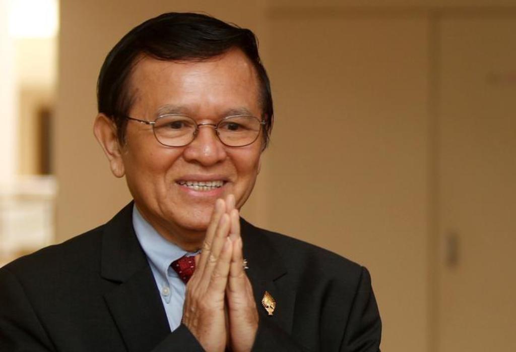Kem Sokha leader of the Cambodia National Rescue Party (CNRP), arrives before a plenary session at the National Assembly of Cambodia, in central Phnom Penh, Cambodia December 7, 2016. REUTERS/Samrang Pring.