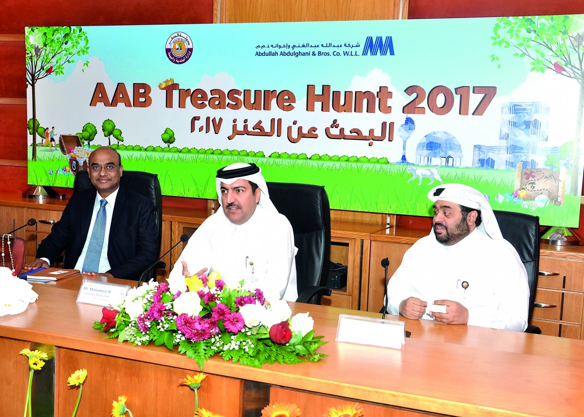 Officials at the conference announcing AAB Treasure Hunt.
