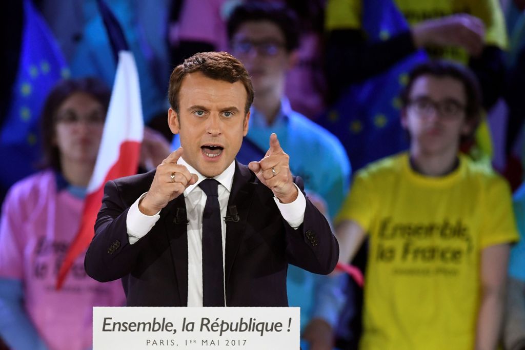 (FILES) This file photo taken on May 1, 2017 at the Paris Event Center in Paris shows French presidential election candidate for the En Marche ! movement, Emmanuel Macron delivering a speech during a campaign rally. AFP / Eric FEFERBERG
