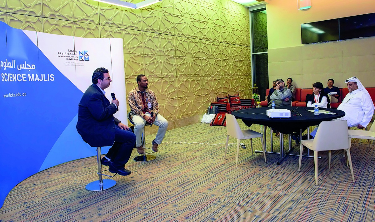 Dr Essam Heggy leads the discussion at the Science Majlis.