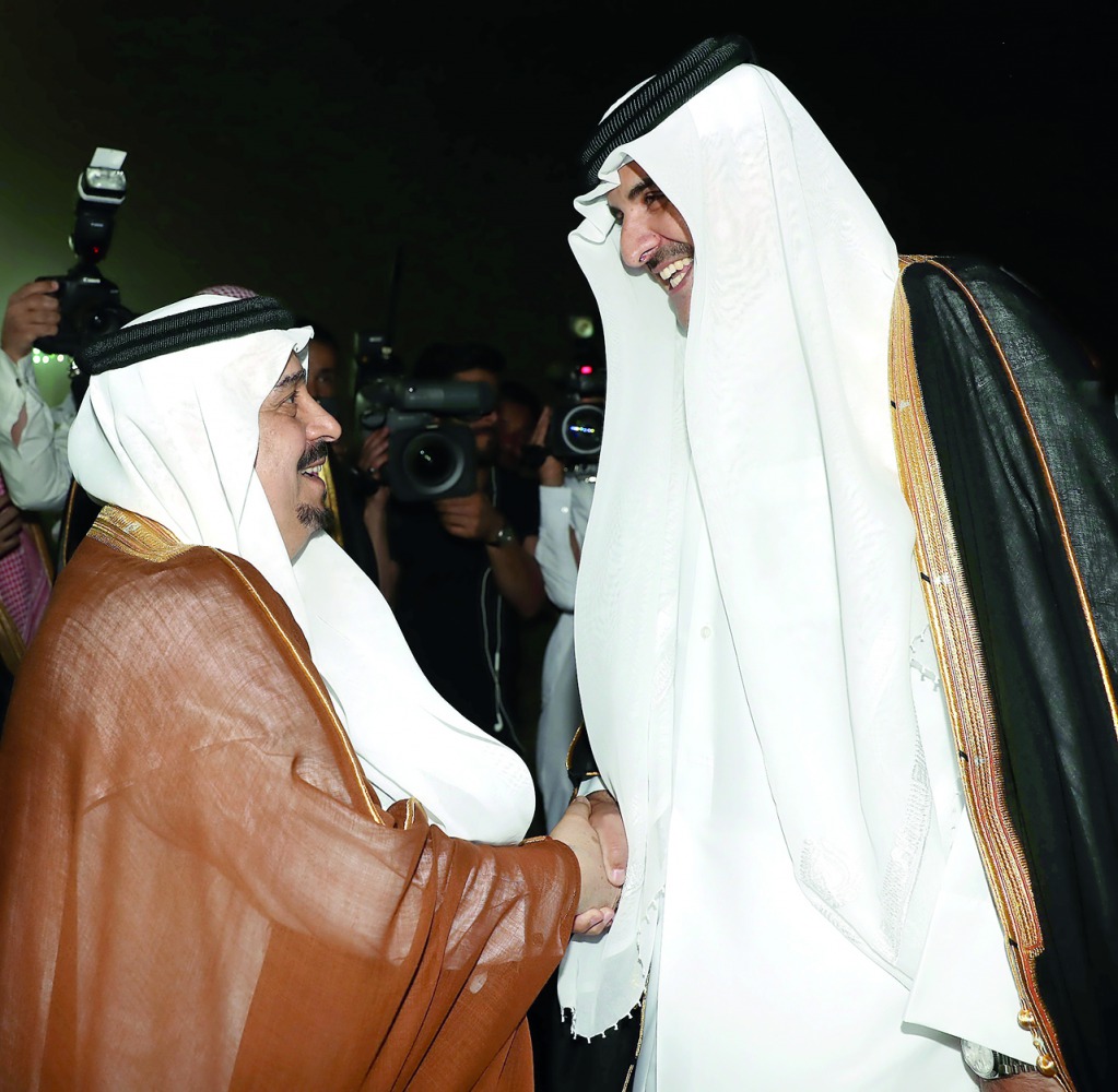 Emir H H Sheikh Tamim bin Hamad Al Thani is greeted at King Salman Air Base, by Governor of Riyadh Region, HRH Prince Faisal Bin Bandar bin Abdulaziz Al Saud, yesterday.