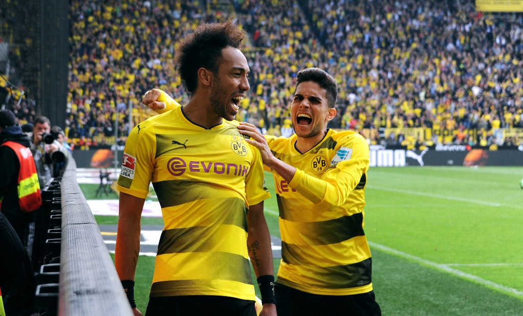 Pierre-Emerick Aubameyang of Dortmund celebrates after scoring a goal during the Bundesliga soccer match between Borussia Dortmund and Werder Bremen at the Signal-Iduna Park in Dortmund, Germany on May 20, 2017. Uwe Kraft - Anadolu Agency 
