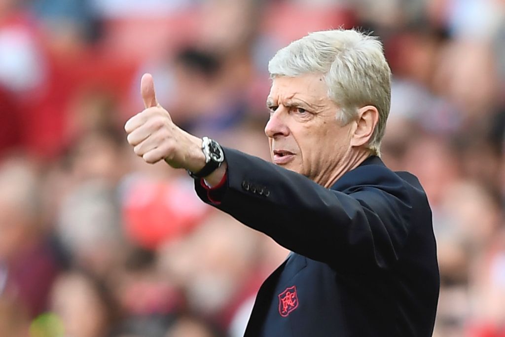 Arsenal's French manager Arsene Wenger gestures from the touchline during the English Premier League football match between Arsenal and Everton at the Emirates Stadium in London on May 21, 2017.  AFP / Justin TALLIS 