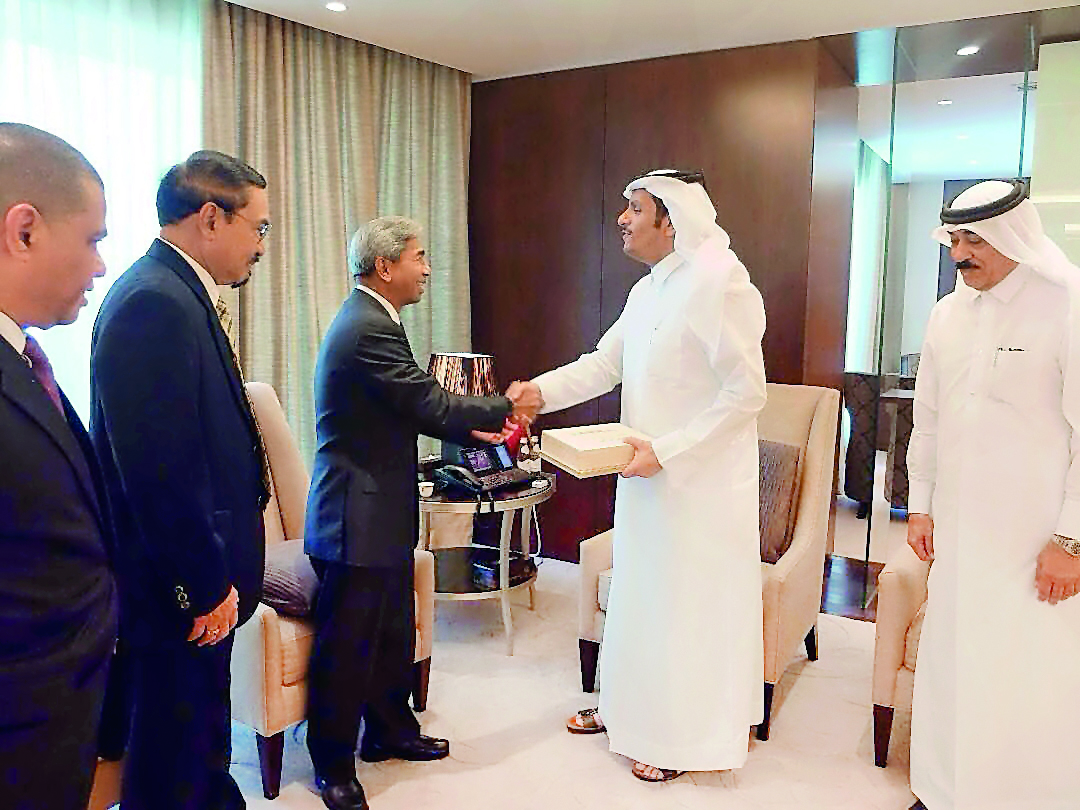 Indonesia's Deputy Minister of Foreign Affairs Dr Abdurrahman Mohammad Fachir paid a courtesy call on Foreign Minister H E Sheikh Mohammed bin Abdulrahman Al Thani. 
