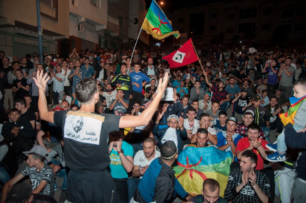 Hundreds of people attend a demonstration in support of ongoing anti-government protests taking place in the northern Rif region on June 2, 2017 in Al-Hoceima, Morocco. Jalal Morchidi - AA