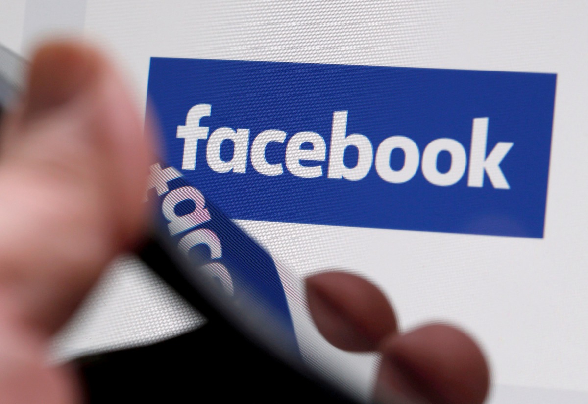 The Facebook logo is displayed on the company website in an illustration photo taken in Bordeaux, France, on February 1, 2017 (REUTERS / Regis Duvignau) 