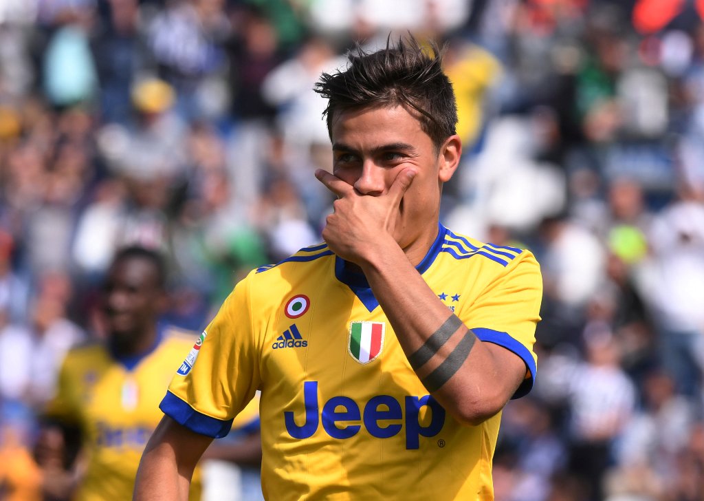 Juventus’ Paulo Dybala celebrates scoring their second goal REUTERS/Alberto Lingria
