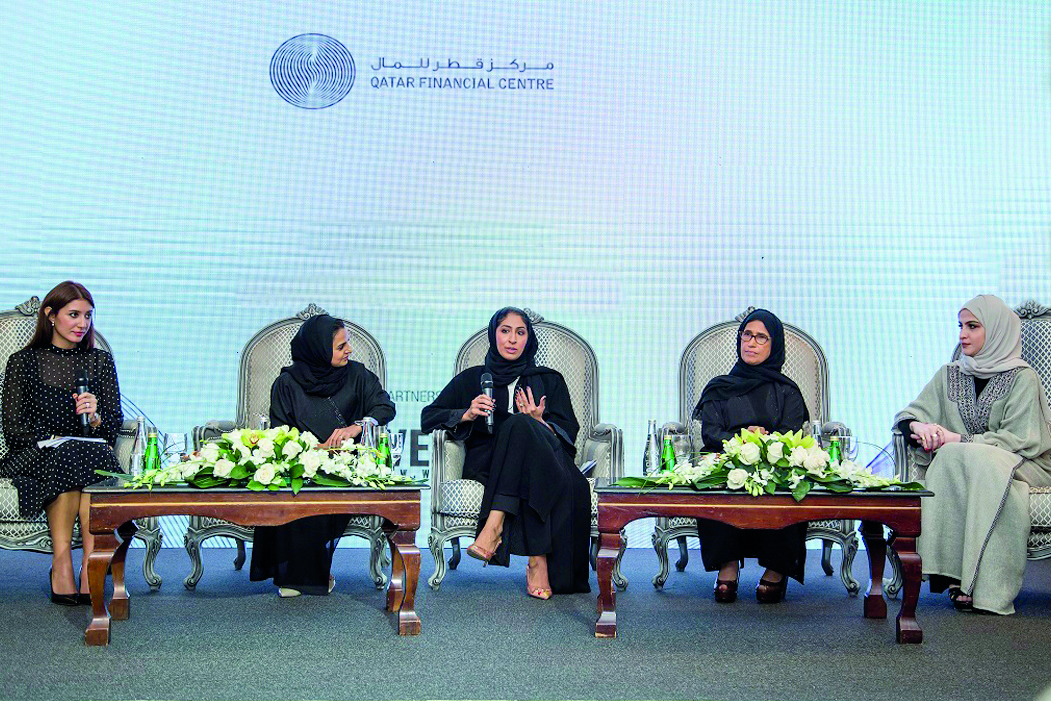  Sheikha Alanoud bint Hamad Al Thani (second left), Managing Director, Business Development, QFC Authority; Aysha Al Mudahka (centre), CEO, QBIC; Dr Hessa Al Jaber (second right), Chairperson of Droobi Health and Eshailsat and the former Minister of Infor