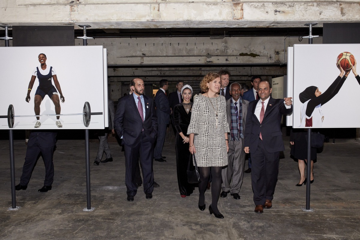 The officials at the exhibition.