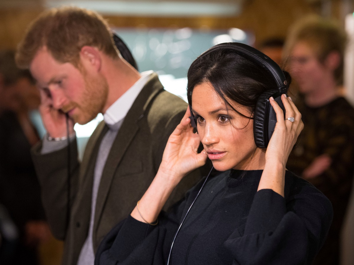 Britain's Prince Harry and his fiancee Meghan Markle visit radio station Reprezent FM, in Brixton, London January 9, 2018. Reuters/Dominic Lipinski