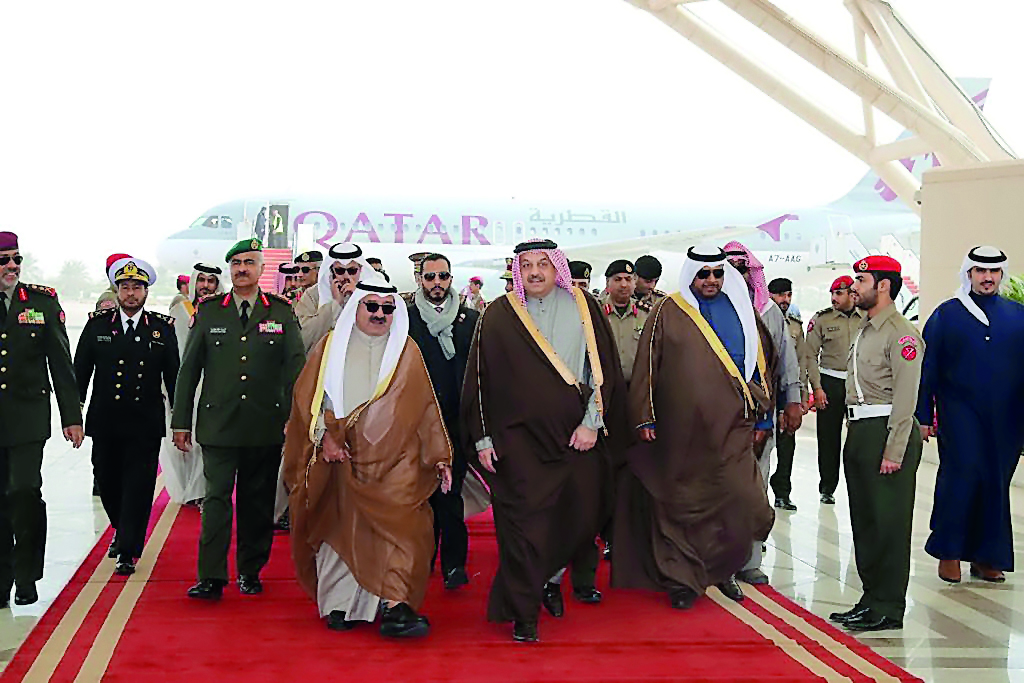 Deputy Prime Minister and Minister of State for Defence Affairs H E Dr Khalid bin Mohammed Al Attiyah and Kuwait’s First Deputy Prime Minister and Minister of Defence Sheikh Nasser Sabah Al Ahmad with other dignitaries in Kuwait.