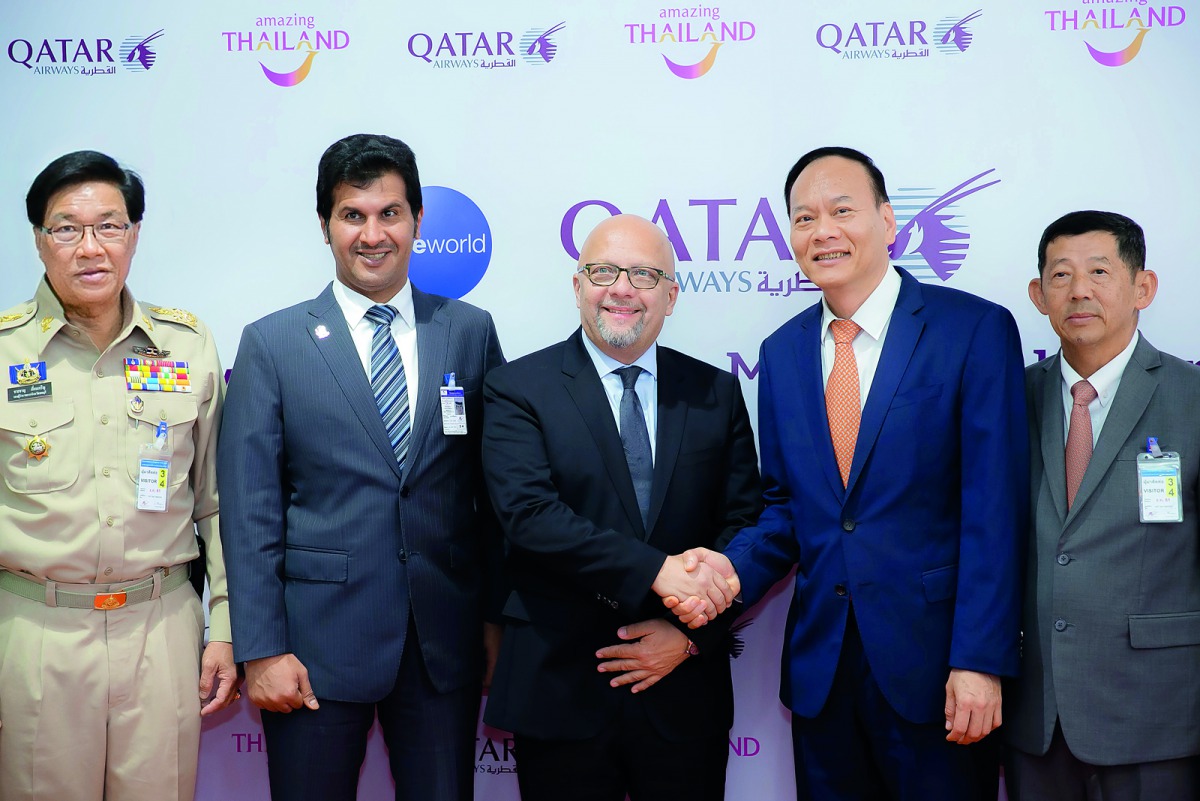 Qatar Airways and Thai officials during the welcoming ceremony.