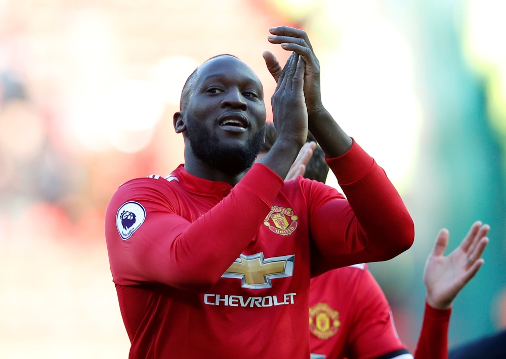 Manchester United's Romelu Lukaku applauds the fans after the match REUTERS/Andrew Yates 
