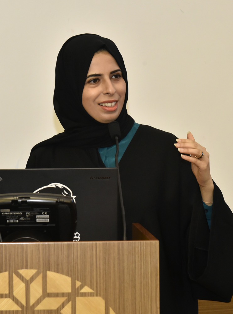 H E Lulwah Al Khater delivering a lecture at Qatar University. 