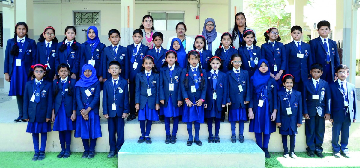 The students of MES Indian School and staff during the ‘Readathon Campaign’. 