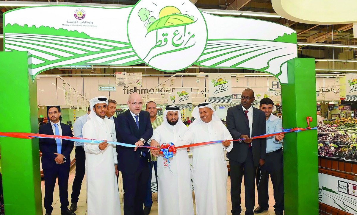 Yusuf Khalid Al Khulaifi, Director of Agriculture Affairs, launching the initiative at Carrefour at Villaggio Mall, yesterday.