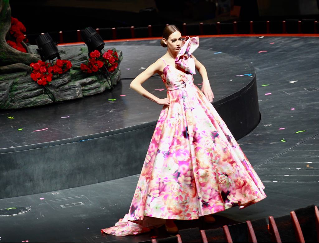 A model walks the ramp for the opening of the first-ever Spring/Summer Fashion Festival at Mall of Qatar (MoQ) last night. All pics: Qassim Rahmatullah / The Peninsula 