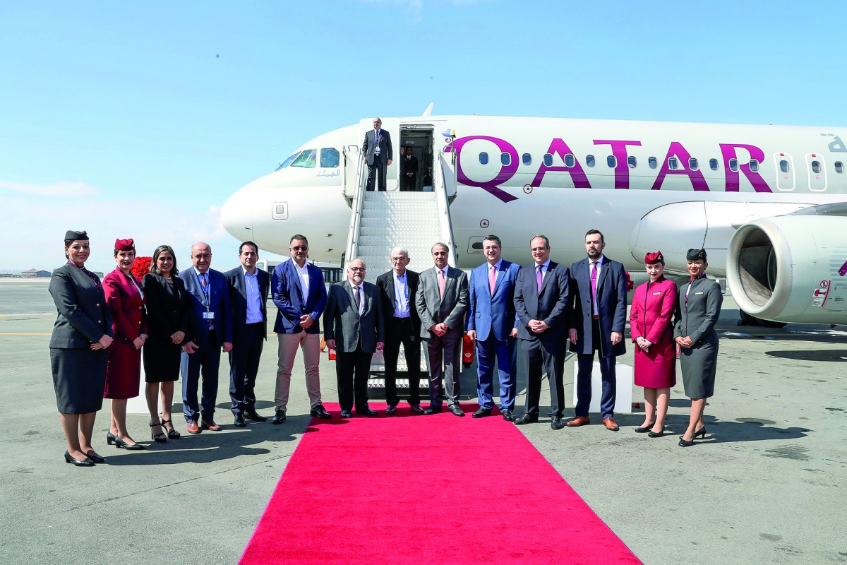 Officials of Qatar Airways and Thessaloniki’s Makedonia Airport, during the launch of the inaugural flight.