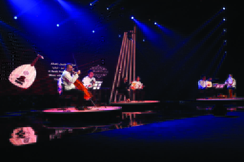 Prominent Oud musicians perform.
