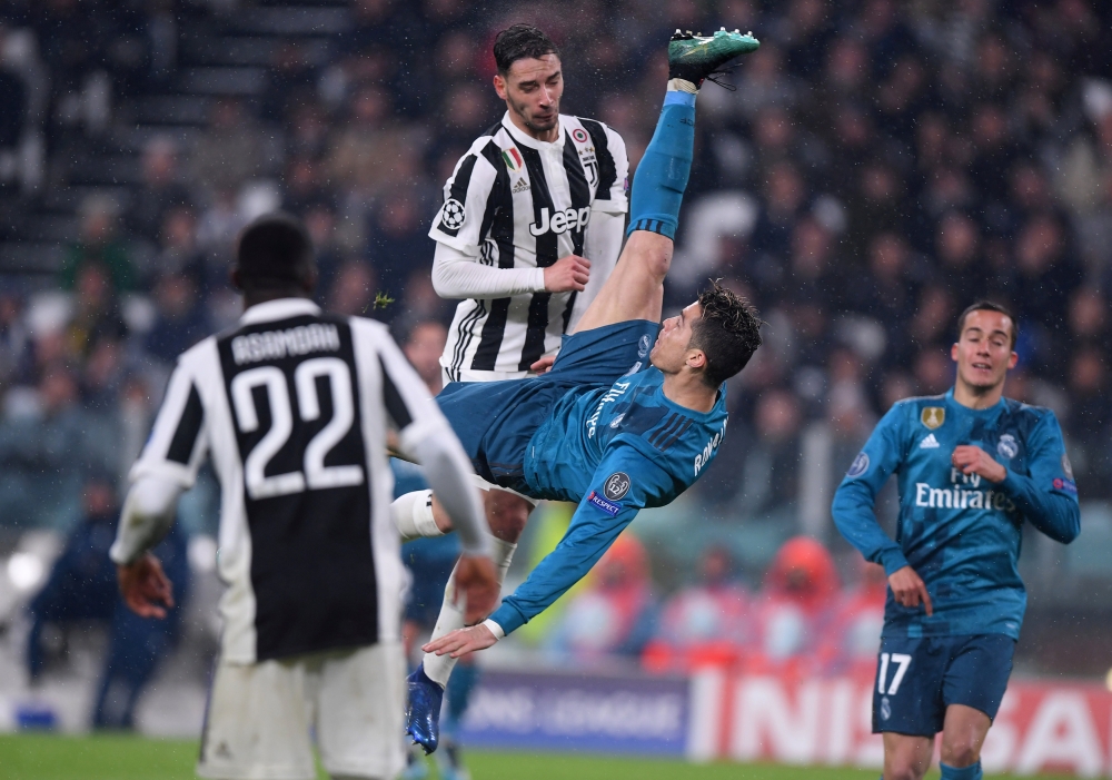 Real Madrid's Cristiano Ronaldo scores bicycle kick against Juventus in the Champions League at Allianz Stadium, Turin, Italy on April 3, 2018. (REUTERS/Alberto Lingria/File Photo)