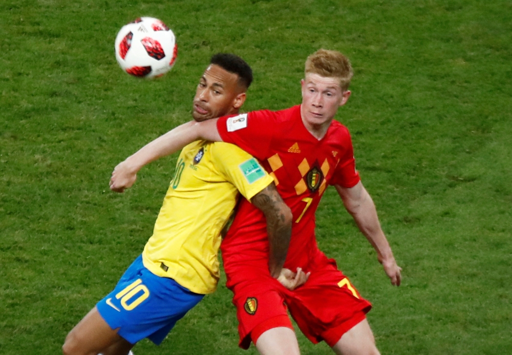 Brazil's Neymar in action with Belgium's Kevin De Bruyne. Reuters/Murad Sezer