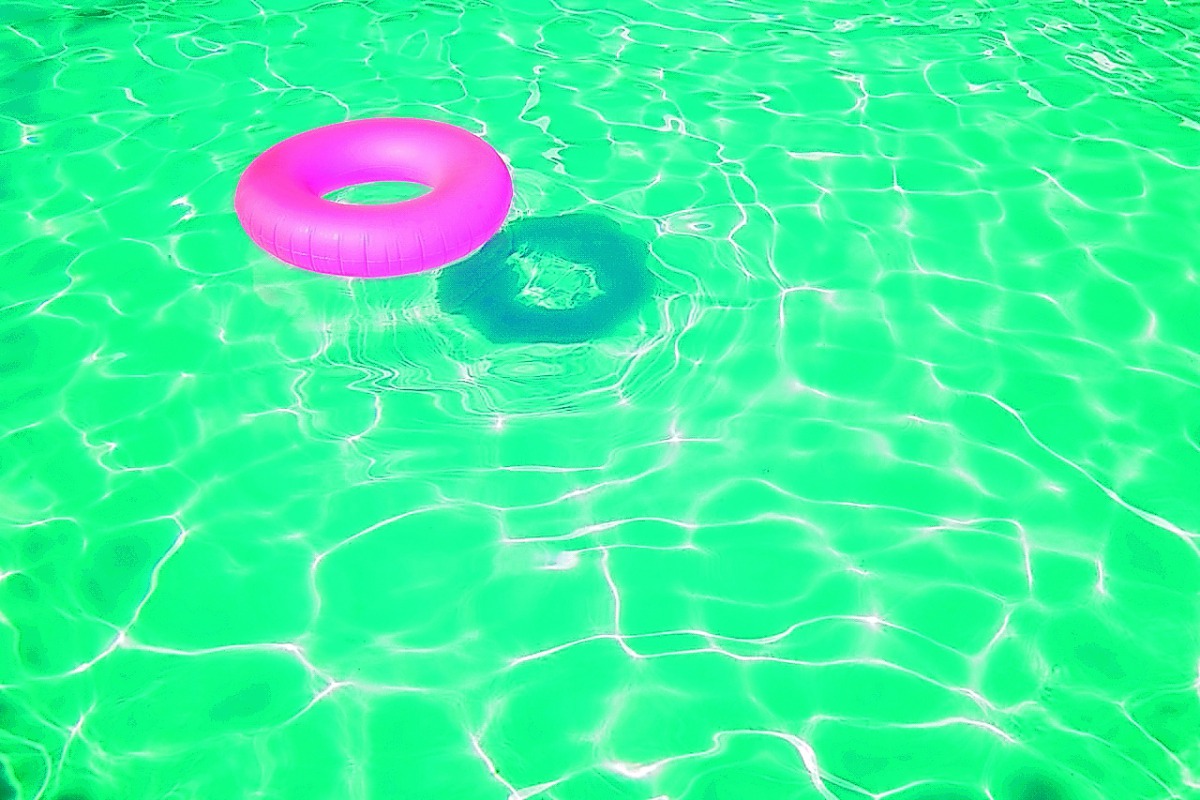 Most of the drowning incidents usually happen when the children are left in the swimming pools or near water unattended without direct supervision, said Dr Khalid Al Abdulnoor, Senior Consultant Emergency Medicine and Chairman of Kulluna for Health and Sa