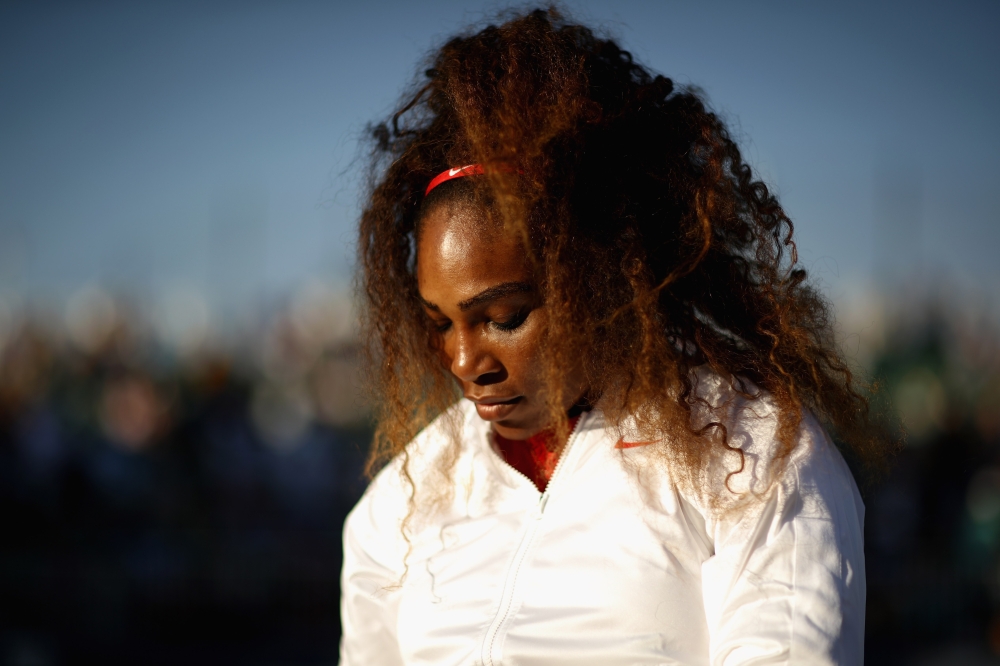 Serena Williams of the United States serves gets ready by her chair before her match against Johanna Konta of Great Britain during Day 2 of the Mubadala Silicon Valley Classic at Spartan Tennis Complex on July 31, 2018 in San Jose, California. (Ezra Shaw/
